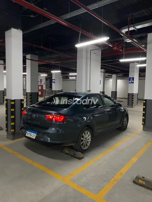 سيات توليدو 2019 أبيض مستعملة للبيع - 7