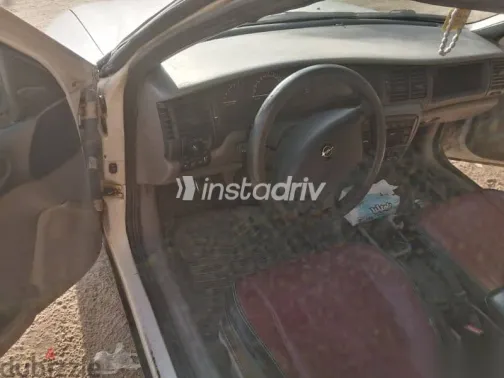 اوبل فيكترا 1998 أبيض مستعملة للبيع - 6