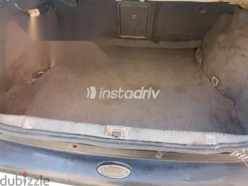 اوبل فيكترا 1998 أبيض مستعملة للبيع - 7