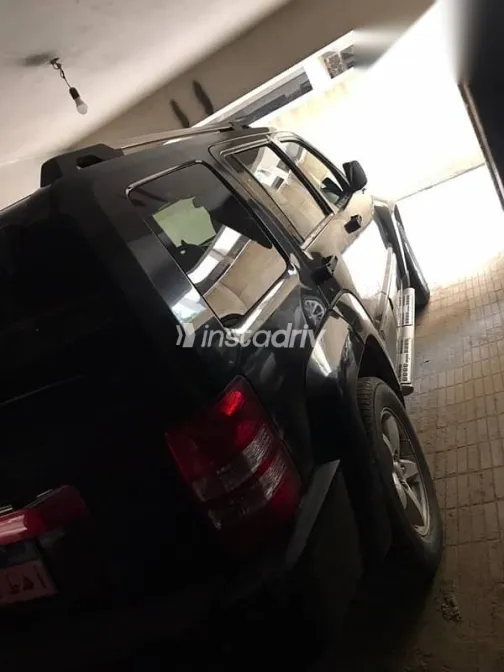 جيب شيروكي 2011 أسود مستعملة للبيع - 5