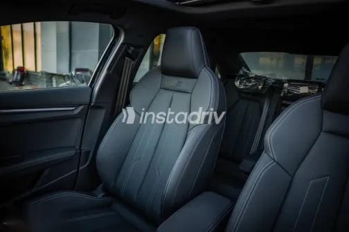 اودي A3 2026 أزرق غامق جديدة للبيع - 4