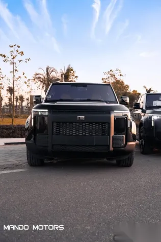 روكس 01 2026 أسود جديدة للبيع