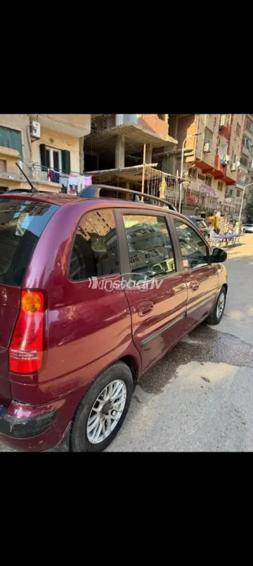 هيونداي ماتريكس 2008 أحمر غامق مستعملة للبيع - 3