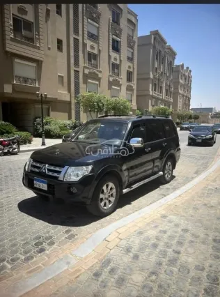 Mitsubishi Pajero 2012 Black Used for Sale