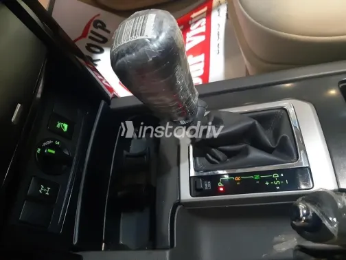 تويوتا برادو 2018 أبيض مستعملة للبيع - 4