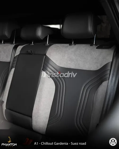 Volkswagen ID 4 2024 White New for Sale - 9