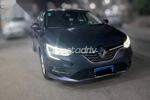 رينو ميجان 2022 أزرق غامق مستعملة للبيع - 1