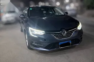 رينو ميجان 2022 أزرق غامق مستعملة للبيع