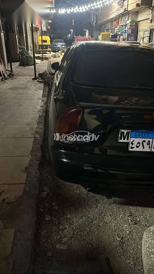 دايو لانوس 2001 أسود مستعملة للبيع - 4