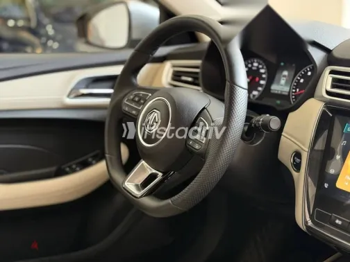 ام جى 5 2026 رمادي جديدة للبيع - 3