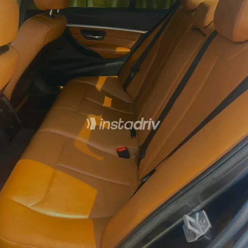 بي ام دبليو 318 2018 أبيض مستعملة للبيع - 2