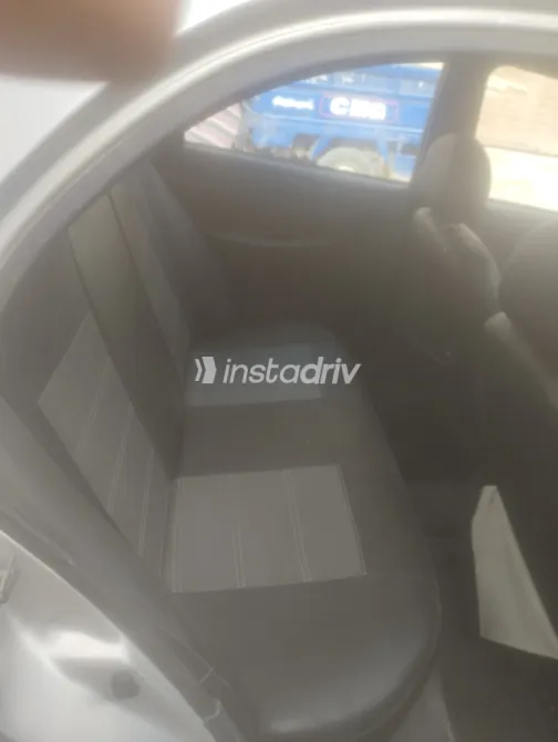 شيفروليه لانوس 2010 أبيض مستعملة للبيع - 2