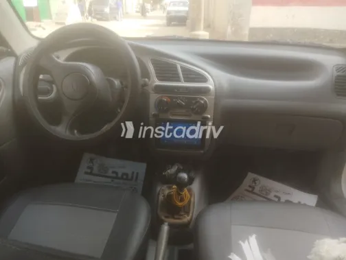 شيفروليه لانوس 2010 أبيض مستعملة للبيع - 4