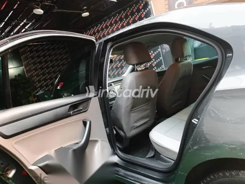 سيات توليدو 2015 رمادي مستعملة للبيع - 9