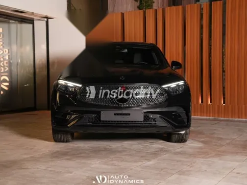 مرسيدس GLC 2026 أسود جديدة للبيع - 2