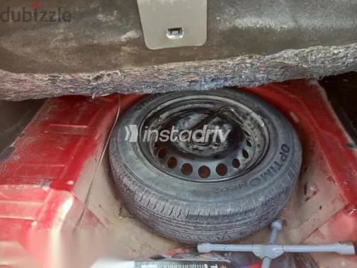 رينو لوجان 2015 أحمر مستعملة للبيع - 8