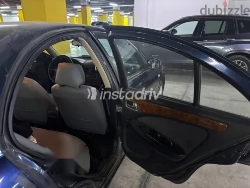 نيسان صنى 2008 أزرق غامق مستعملة للبيع - 8