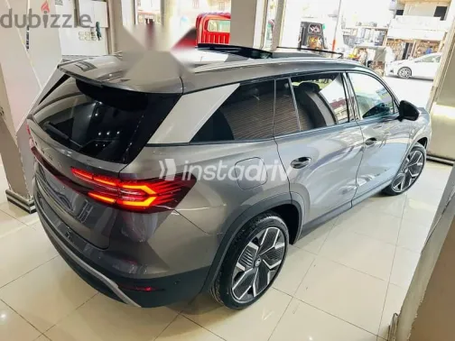 سكودا كودياك 2026 رمادي جديدة للبيع - 4