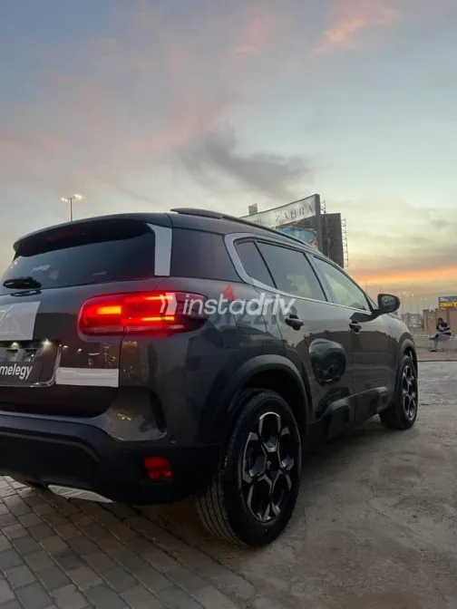 سيتروين C5 2026 رمادي جديدة للبيع - 4