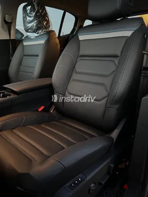 سيتروين C5 2026 رمادي جديدة للبيع - 8