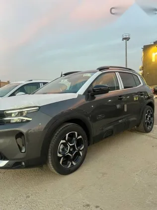 سيتروين C5 2026 رمادي جديدة للبيع