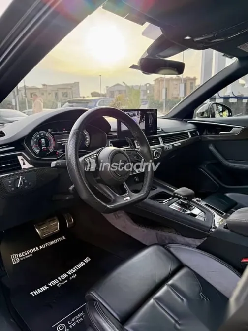 Audi A4 2022 Gray Used for Sale - 4