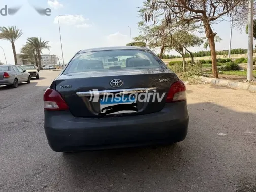 Toyota Yaris 2007 Gray Used for Sale - 2