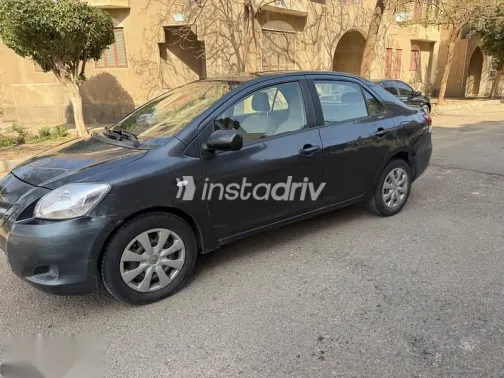 Toyota Yaris 2007 Gray Used for Sale - 3