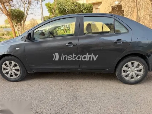 Toyota Yaris 2007 Gray Used for Sale - 7