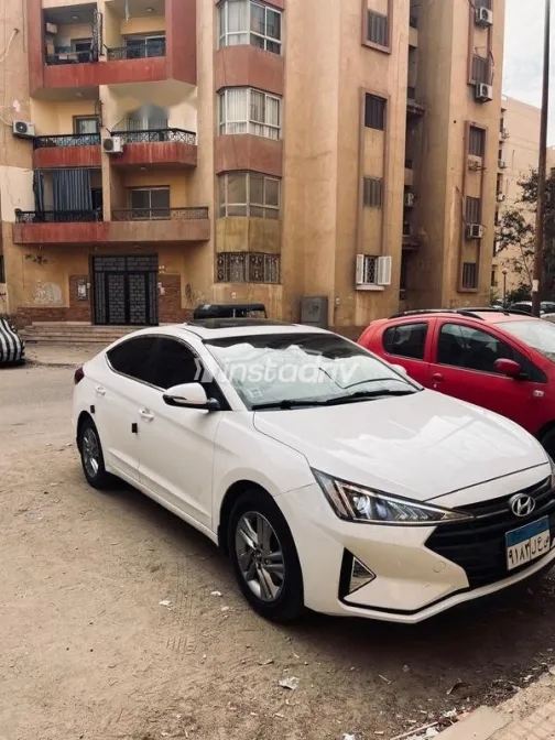 هيونداي إلنترا اى دى 2020 أبيض مستعملة للبيع - 3