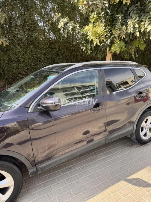 Nissan Qashqai 2021 Eggplant Used for Sale - 2