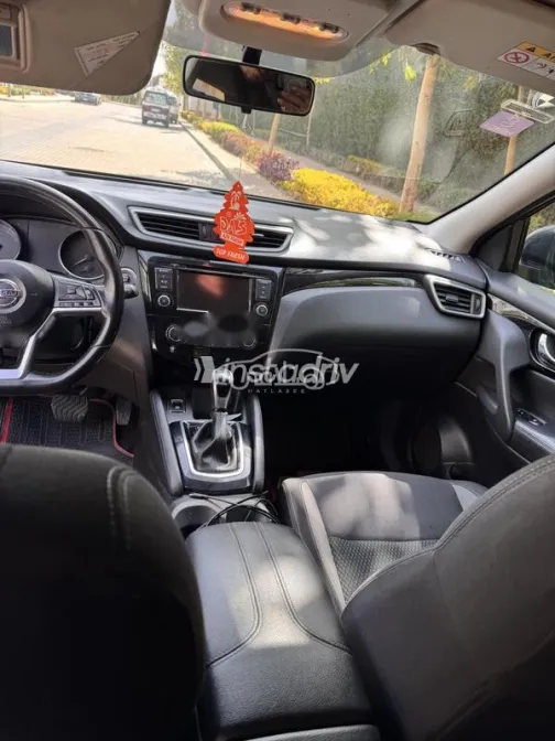 Nissan Qashqai 2021 Eggplant Used for Sale - 3