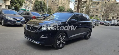 بيجو 5008 2019 أبيض مستعملة للبيع - 2