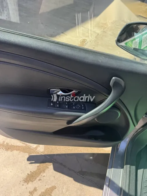 Renault Fluence 2016 Gray Used for Sale - 7