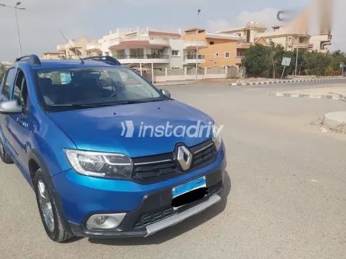 رينو سانديرو 2019 أزرق غامق مستعملة للبيع - 4