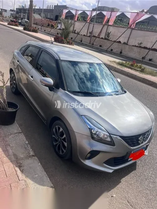 سوزوكى بالينو 2022 رمادي مستعملة للبيع - 2