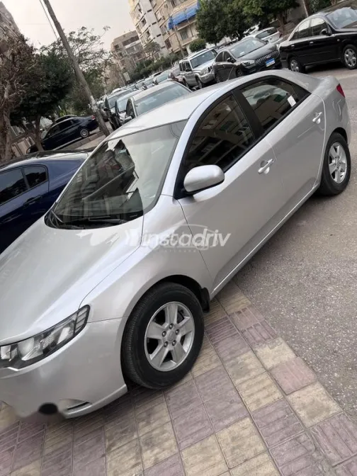 Kia Cerato 2010 Silver Used for Sale - 1