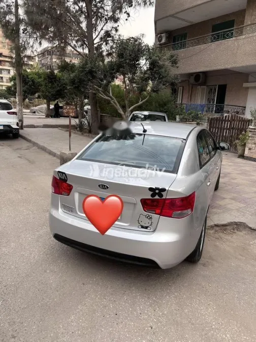 Kia Cerato 2010 Silver Used for Sale - 2