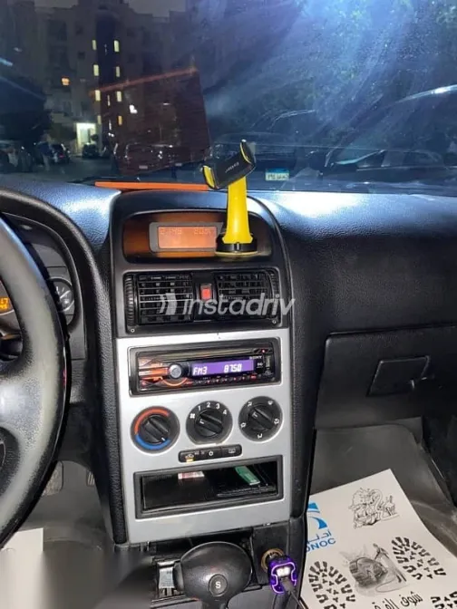 اوبل أسترا 2003 فضي مستعملة للبيع - 5