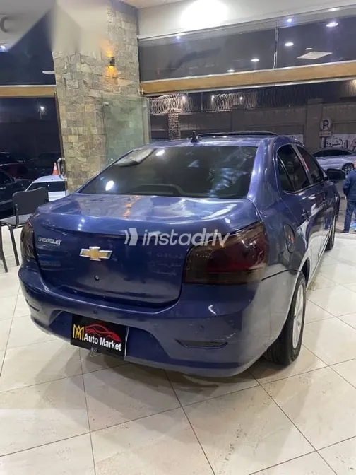 شيفروليه أوبترا 2019 أزرق غامق مستعملة للبيع - 3