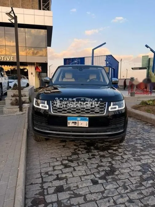 لاند روفر رنج روفر فوج 2020 أزرق غامق مستعملة للبيع - 2