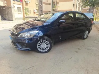 سوزوكى سياز 2022 أبيض مستعملة للبيع