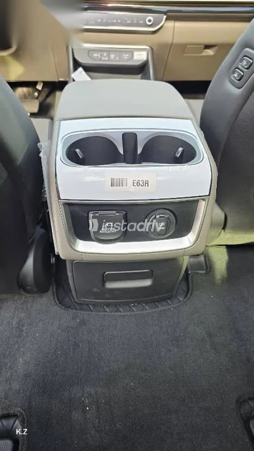 كيا كارنفال 2025 أسود جديدة للبيع - 6