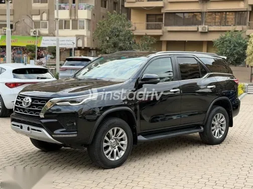 Toyota Fortuner 2023 Black Used for Sale - 1