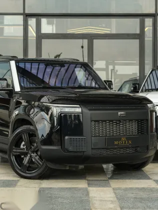 روكس 01 2025 أسود جديدة للبيع