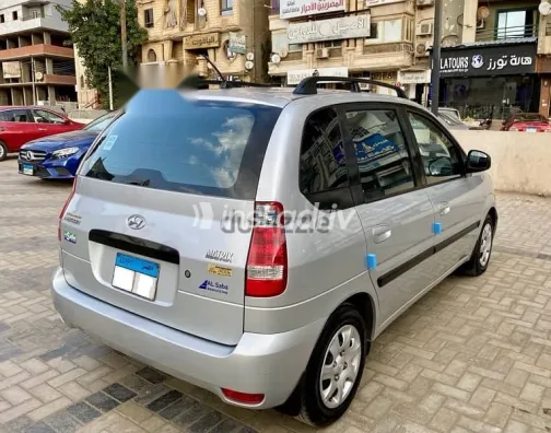 Hyundai Matrix 2009 Silver Used for Sale - 4