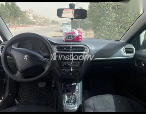 بيجو 301 2017 رمادي مستعملة للبيع - 1