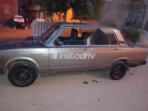 لادا 2107 2008 فضي مستعملة للبيع - 2