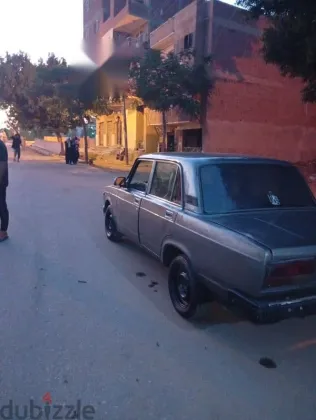 لادا 2107 2008 فضي مستعملة للبيع