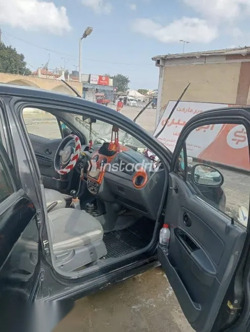 شيفروليه سبارك 2008 أسود مستعملة للبيع - 3